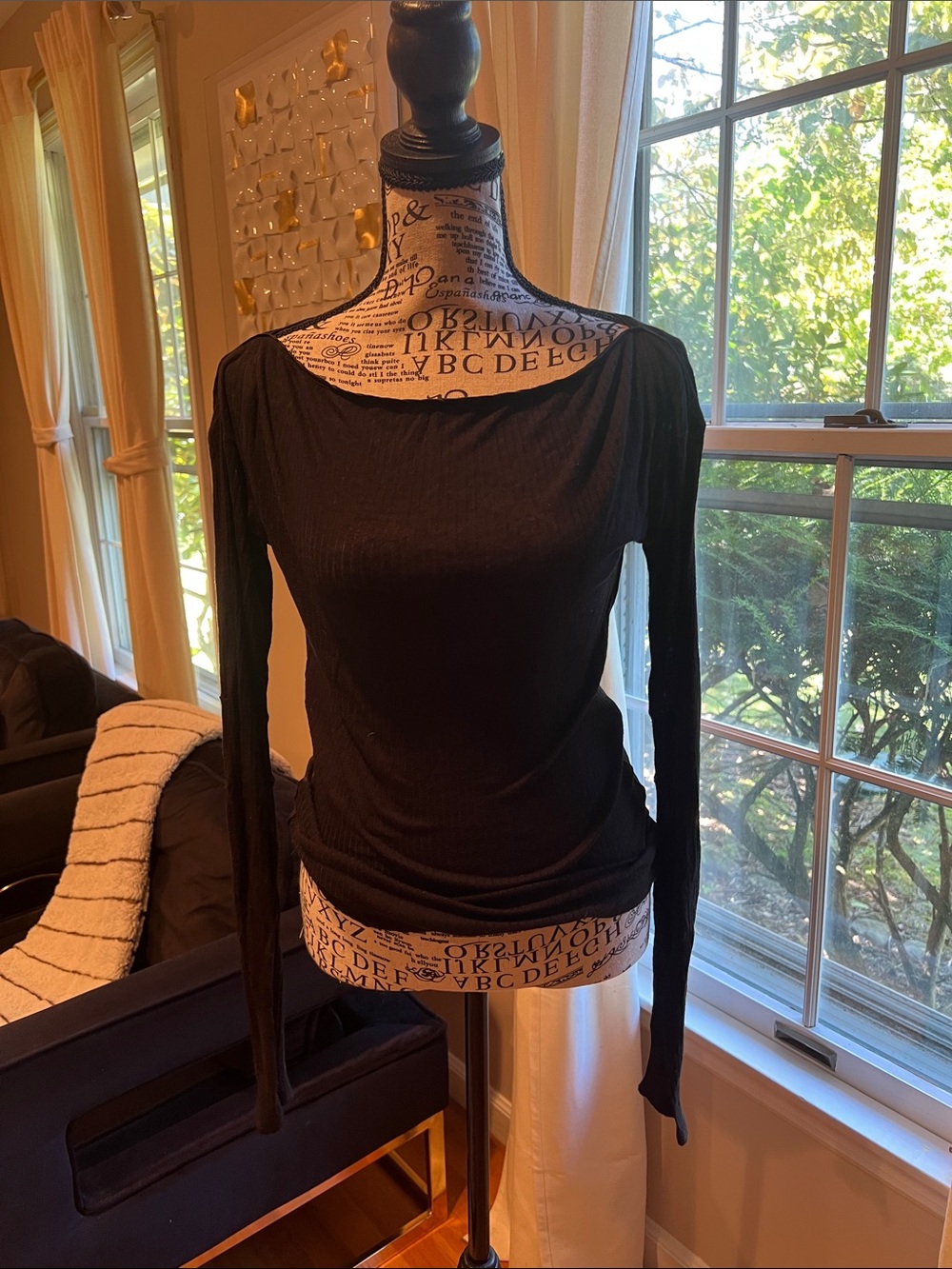 Rag & Bone Women’s Black Long-Sleeve Scoop Neck Top